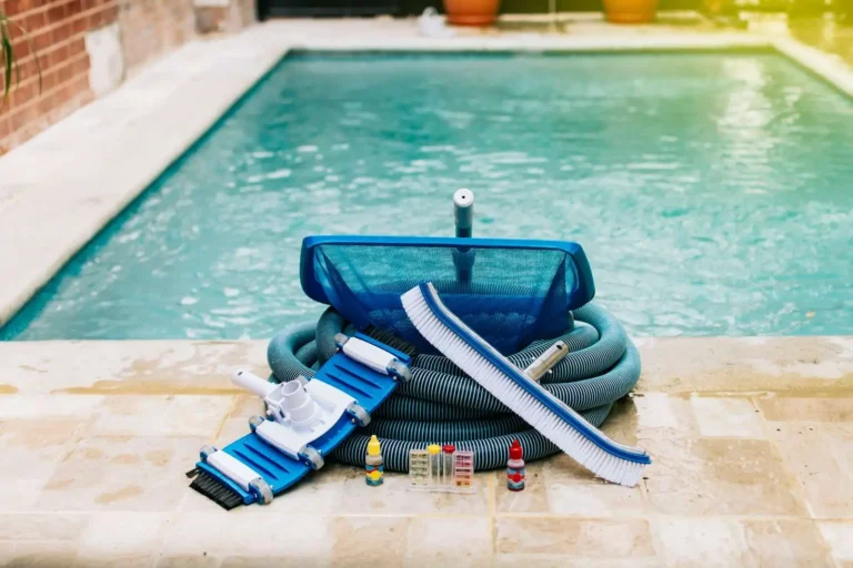 Swimming Pool Cleaning