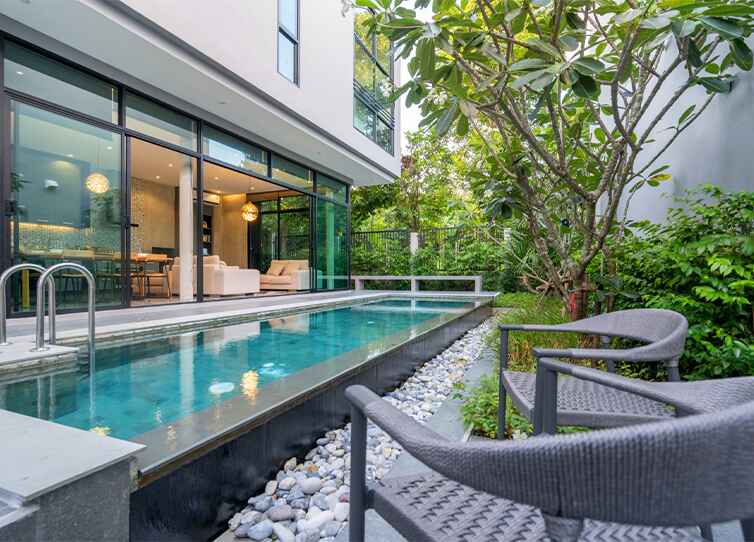 swimming pool company